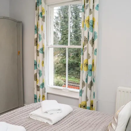 Дом отдыха 7 Railway Cottages Улверстон